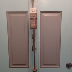 Drapery Hardware Set